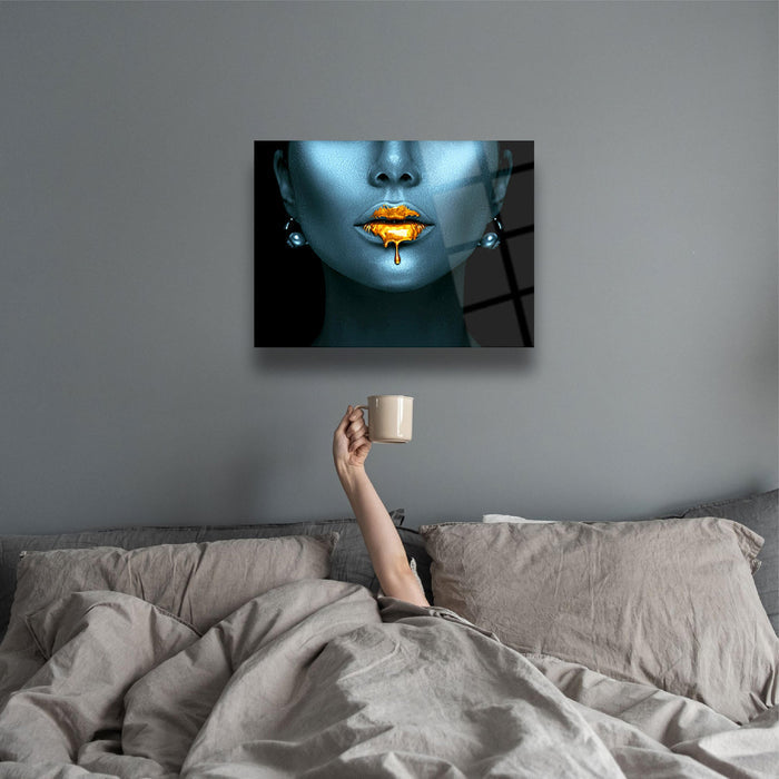 Golden Lip Wall Decor