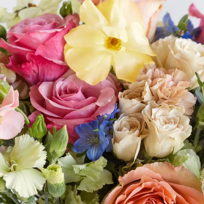 Impressive Daydream Flower Bouquet Other - Image